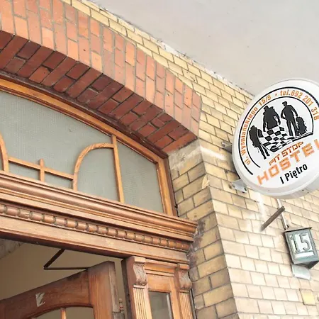 Pit Stop Hostel-3